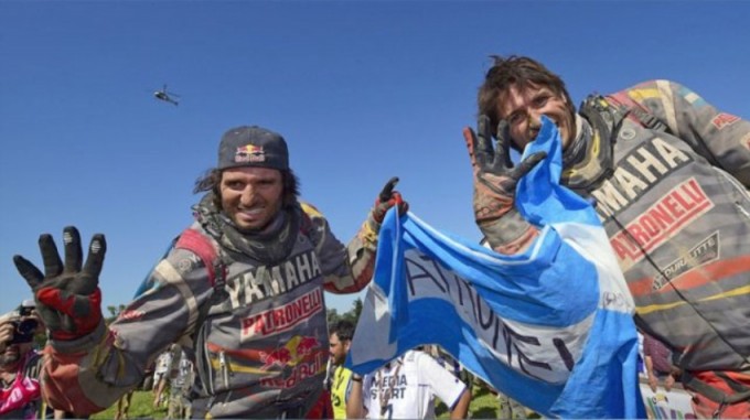 Marcos y Alejandro Patronelli en lo más alto del podio en Quads