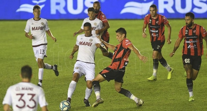 Patronato le ganó a Lanús en los penales y pasó a octavos final en la Copa Argentina