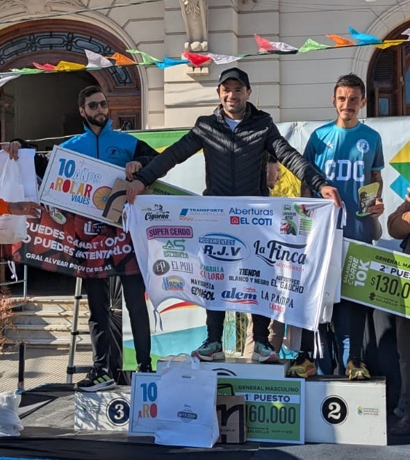 Ezequiel Aguilera ganó los 10K del Aniversario de Saladillo 