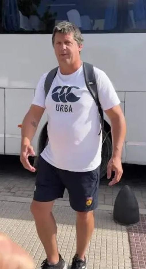 &ldquo;La pol&iacute;tica nos hundi&oacute;&rdquo;: cerr&oacute; la empresa textil de un ex entrenador de Los Pumas y su due&ntilde;o llor&oacute; al despedir a 120 trabajadores