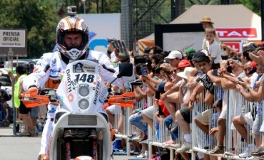 Tras la suspensión, se largó la acción cronometrada en el Dakar