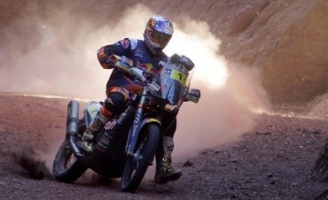 Caída de Toby Price y abandono en el Rally más difícil del mundo