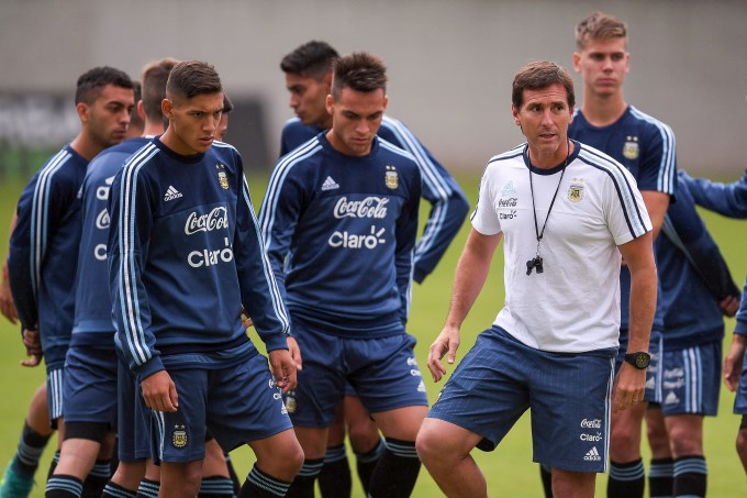 Argentinita arranca en el hexagonal final