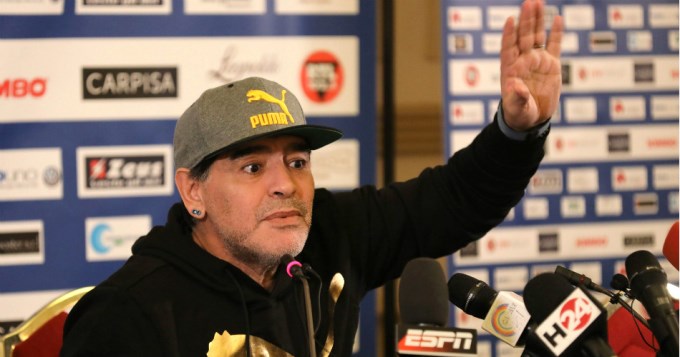 Diego emocionó a los napolitanos