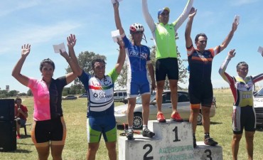 Victorias de Uriel Tolosa, Emiliano e Ivana Sagardoy 