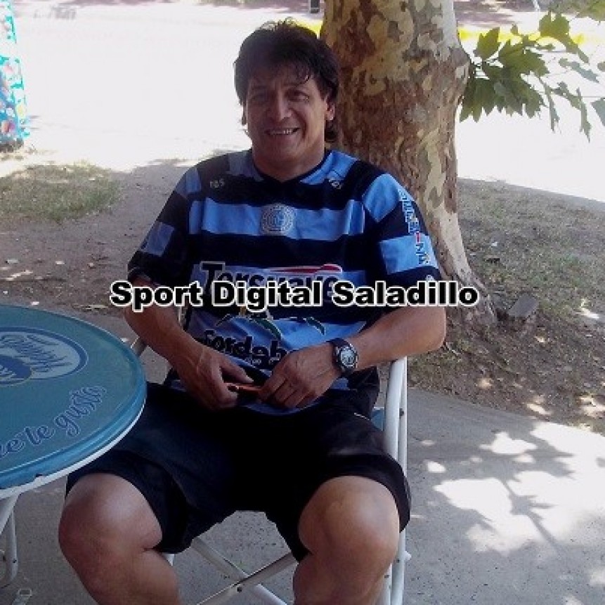 Elvio Vázquez: “Estamos contentos por el grupo y por participar en el este campeonato que es distinto a todos y muy difícil”