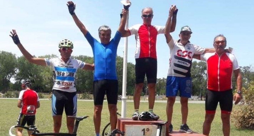 José Luis Tolosa tercero en Tandil en Master D