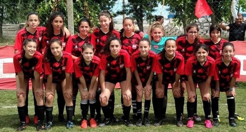 Fútbol Femenino: La Lola venció a Unión Apeadero y es campeón en sub14