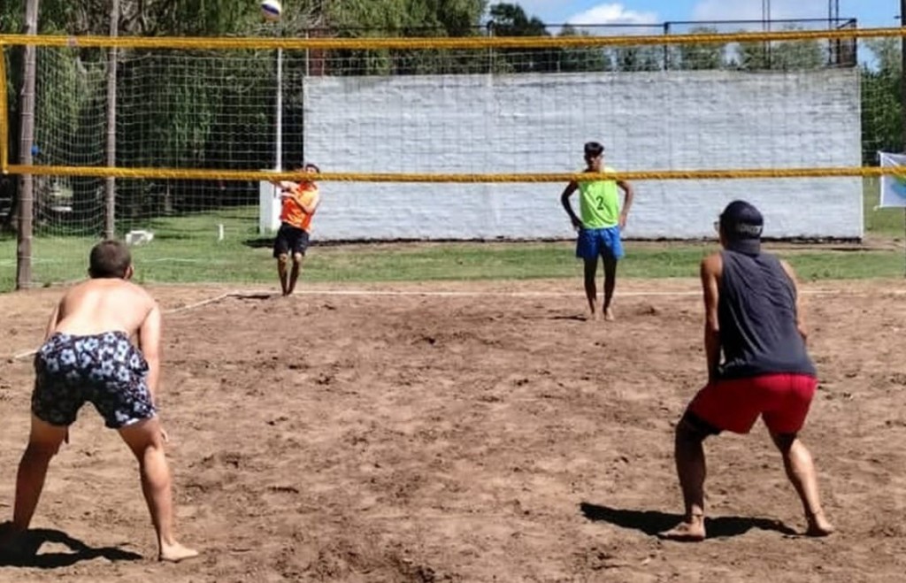 TORNEO BEACH VOLEY EN EL AUTOMÓVIL CLUB SALADILLO