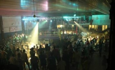 El Subsecretario de Deportes Mariano Méndez estuvo en la Federación de Boxeo