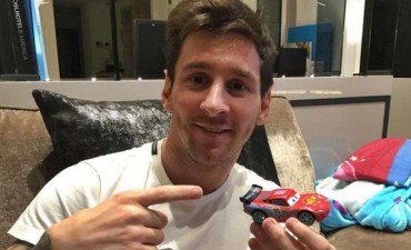Messi desmiente que haya comprado el Ferrari más caro del mundo