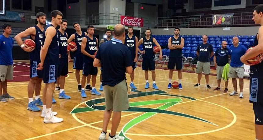 Selección argentina con Marcos Delía juega hoy ante Puerto Rico