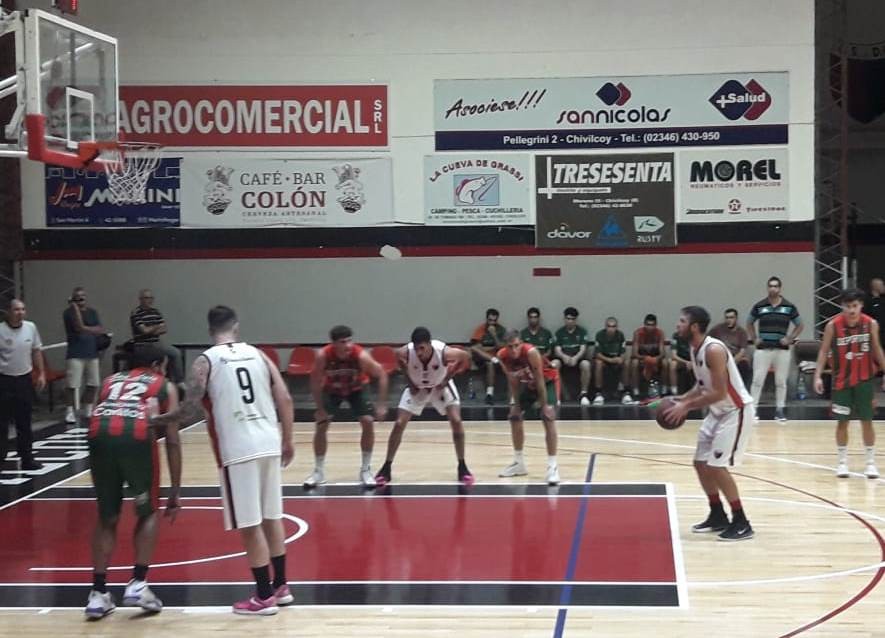 Ganó Colón y quedó a la expectativa del juego entre Racing y Atenas