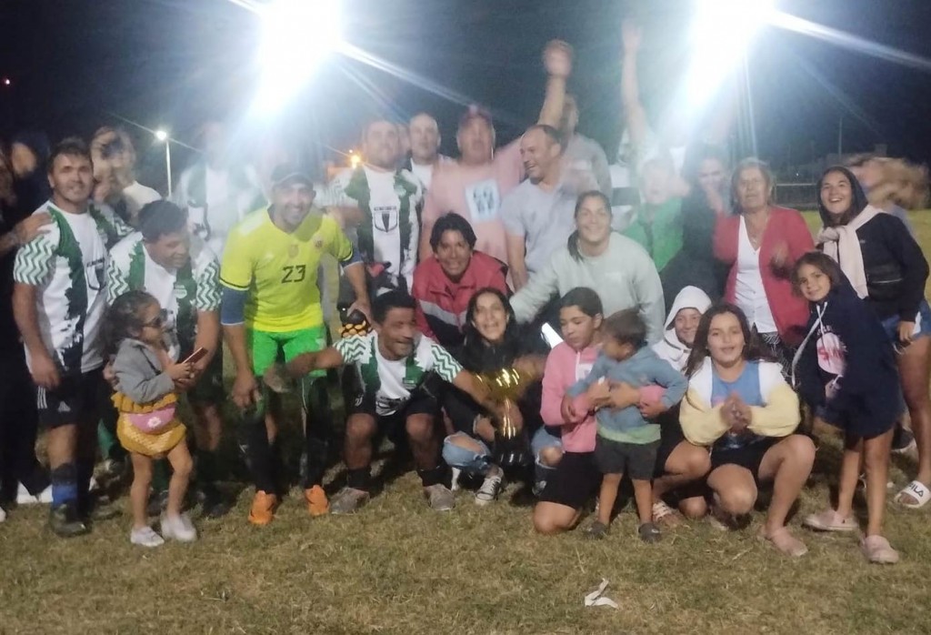 Veteranos: Cazón campeón del Torneo Relámpago 