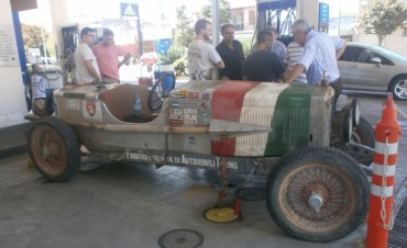 Diego Carvotta pas&oacute; por Saladillo con una Baquet de 1929