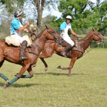 Con dos equipos La Totora se presenta en Chivilcoy