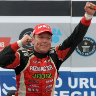 Victoria de Ortelli con motor de Fabi&aacute;n Giustozzi en la primera del TC