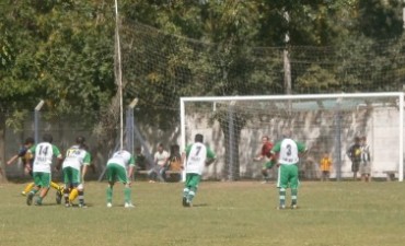 Apeadero y Villa Independencia encabezan las posiciones en el Torneo de Veteranos
