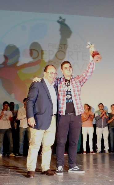 El ajedrecista Nelson Lujan es el Saladillo de Oro 2015