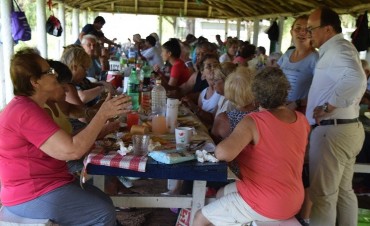 Cierre de la colonia de Adultos Mayores en Cazón