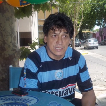 Elbio Vázquez no estará más en el banco de Argentino