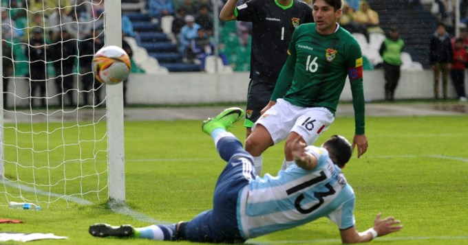 Funes Mori: Meniscos rotos y dos meses afuera