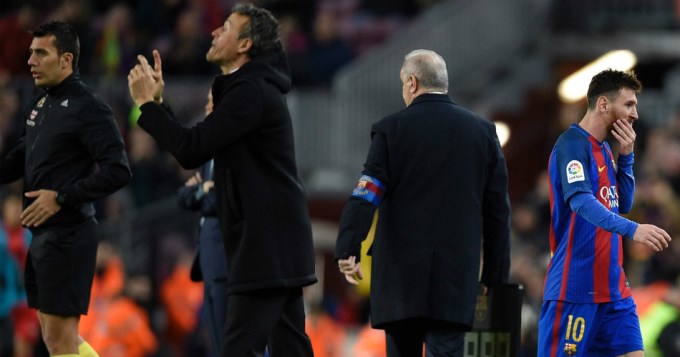 Goleada, punta y renuncia de Luis Enrique en el Barça