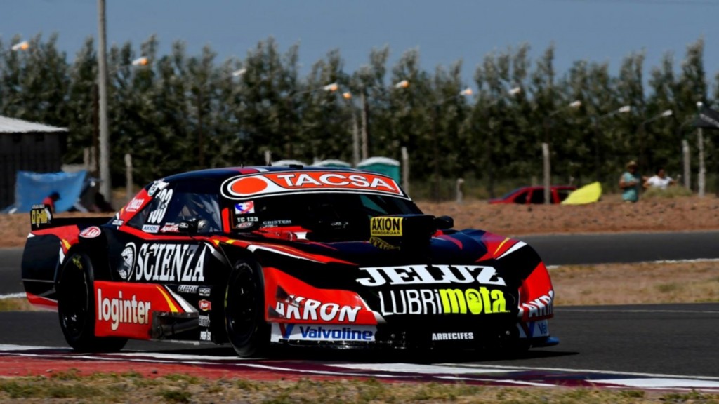 Ganó Valentín Aguirre en Neuquén con motor de Giustozzi