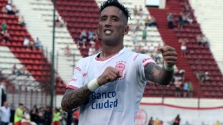 Hurac&aacute;n se da el gusto y debuta ante Cruzeiro 