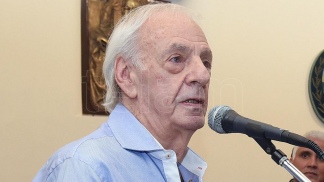 Menotti: