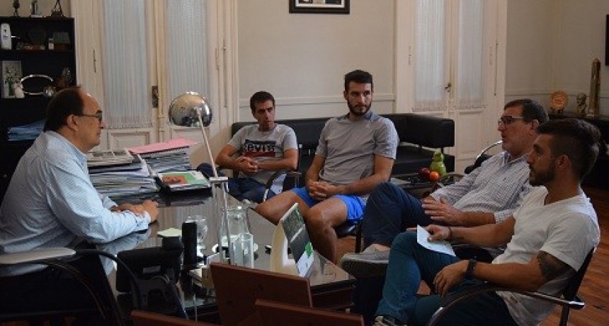 Salomón y Tosca se reunieron con directivos del Club Urso 