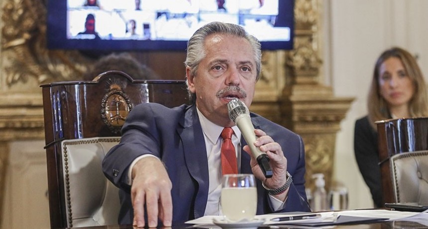 Fernandez: "Me reun&iacute; con empresas tecnol&oacute;gicas para mejorar los servicios durante el aislamiento"