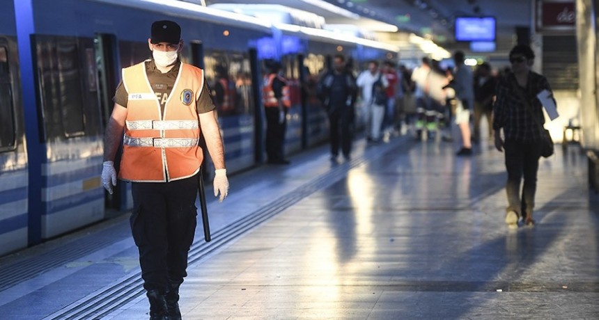 Gobierno oficializó el pago de 5.000 pesos para fuerzas de seguridad y defensa