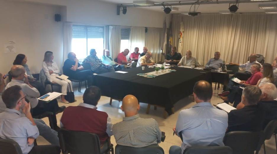  REUNIÓN DE APEBA EN SALADILLO: La CES recibió a las Eléctricas bonaerenses