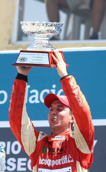 Juan Martín Bruno va por la punta del campeonato a Concordia