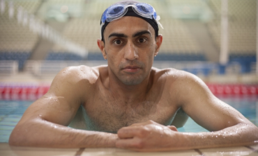 Un nadador refugiado que perdió parte de su pierna en la guerra en Siria llevará la Antorcha Olímpica Rio 2016