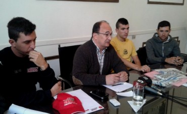 Salomon junto a Bruno, Vivas y Tolosa