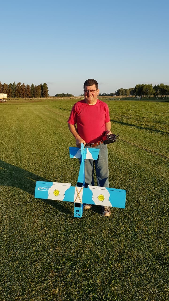 Hubo actividad en el Campo de vuelo del Automóvil club