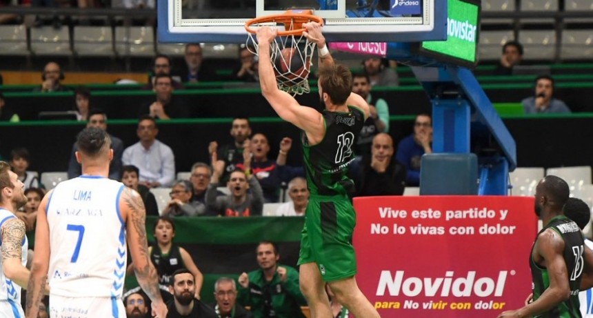 El Joventut de Delía y Laprovittola le ganó al Barcelona