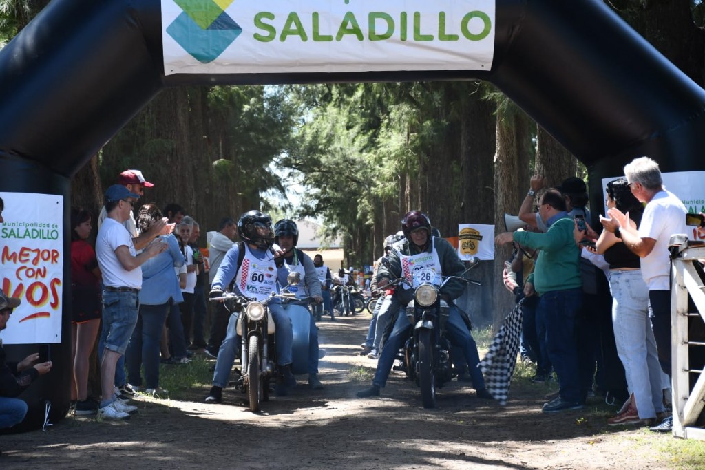Participa equipo de Saladillo: El 67° Rally Nacional de Motos Antiguas enciende motores en Ramallo  