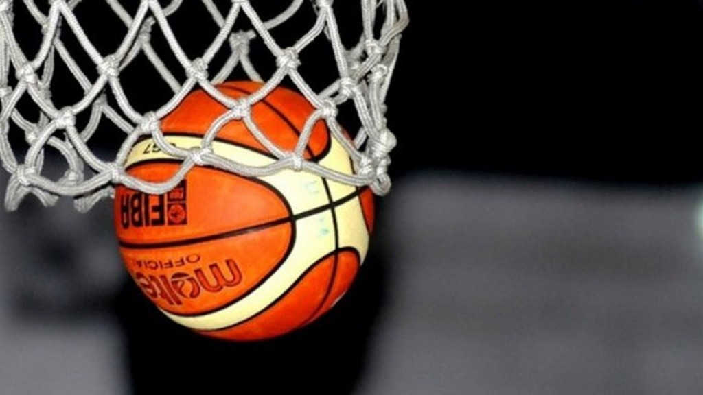 Este viernes basquet de primera en Urso