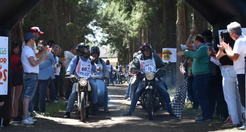 Participa equipo de Saladillo: El 67° Rally Nacional de Motos Antiguas enciende motores en Ramallo  