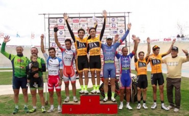 Tolosa ganó en Rosario y Funes en Azul.