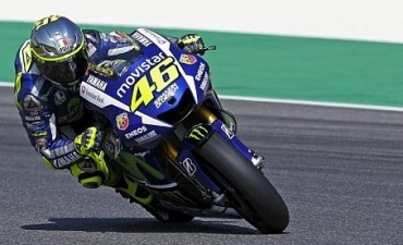 Valentino Rossi sale desde su posición talismán