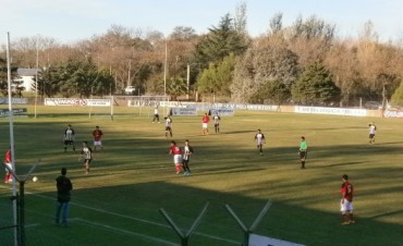 Gran partido de Defensores en Del Carril. Argentino logró clasificar. La Lola se quedó con el “uno”.