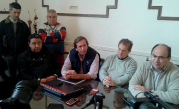 José Luis Salomón recibió a dirigentes del Rugby, Paintball y Argentino