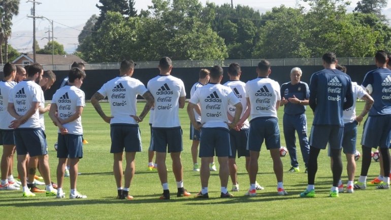 Con Biglia out de la Copa y el plantel casi completo, la Selección se va rearmando