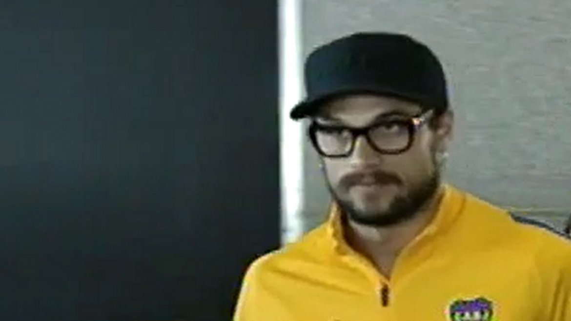 Con Tevez y Osvaldo a la cabeza, Boca parti&oacute; rumbo a Uruguay