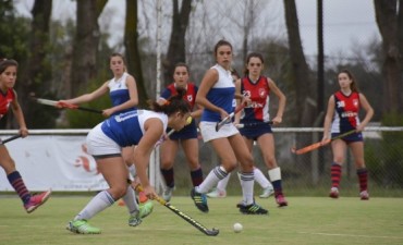 Se reanudó el Torneo Oficial de Hockey Damas de la FTH