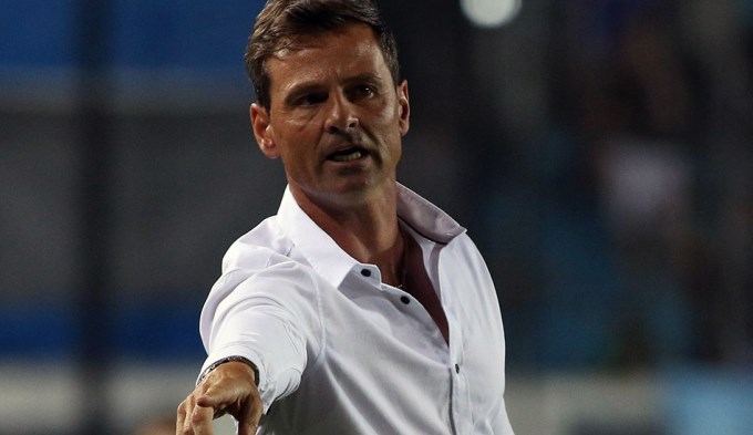 Cocca no lleva ni al banco a Orion para 